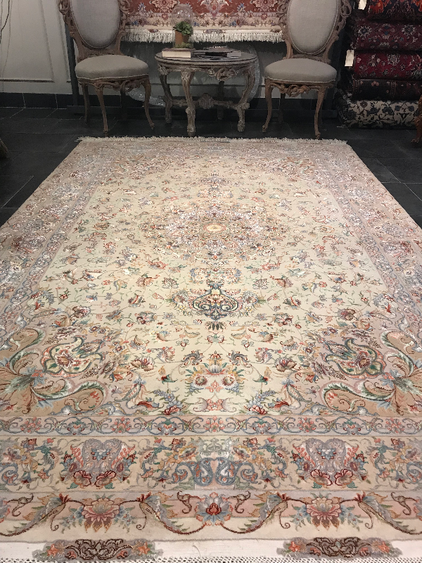 TABRIZ (60 RAJ) FOUNDATION SILK ,8 DIFFERENT COLOURS OF SILK