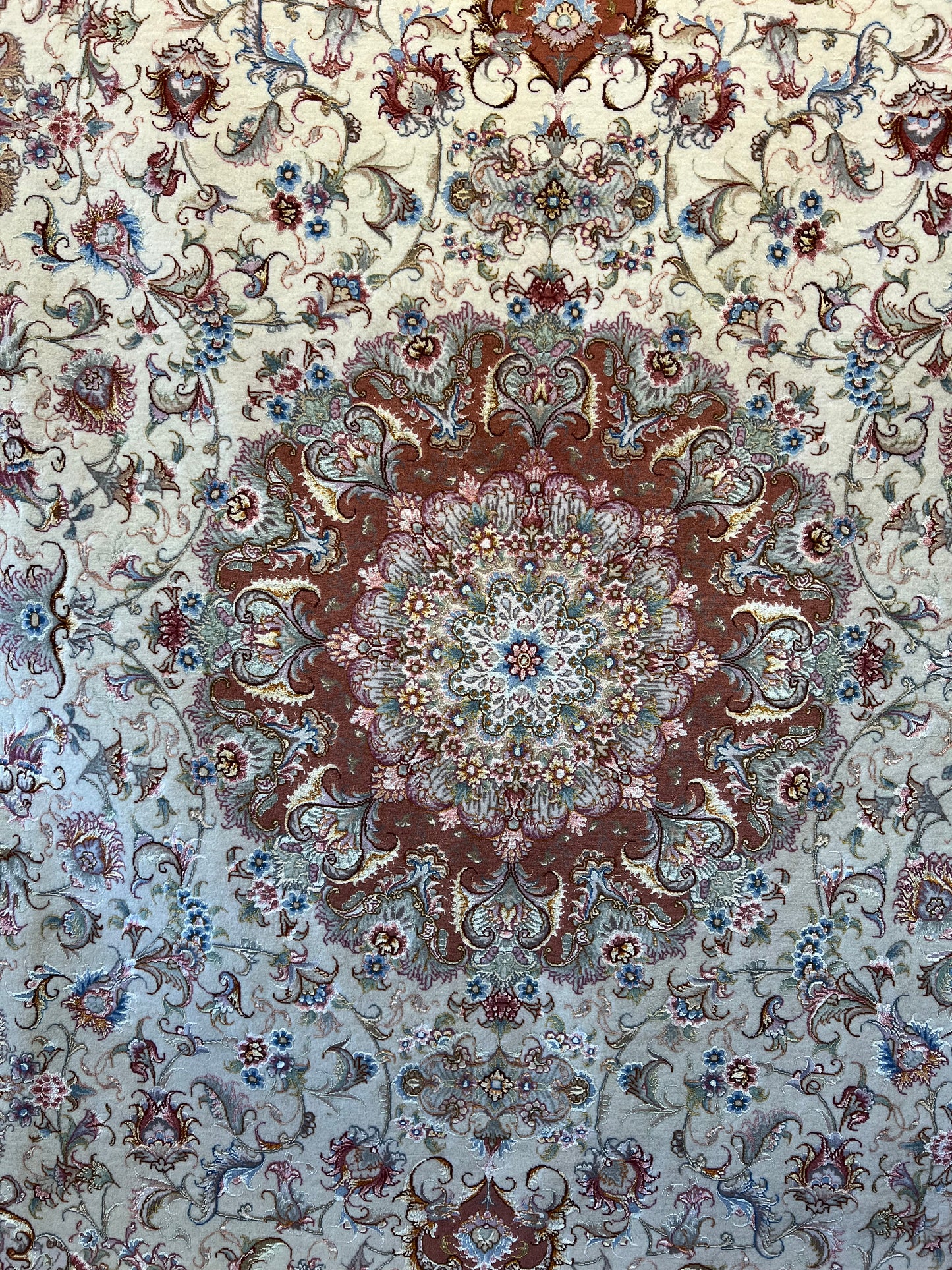 TABRIZ RUG  OLIA -FOUNDAATION SILK WITH 9 COLOURS OF SILK (60 RAJ)