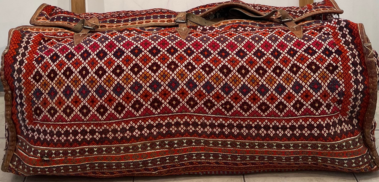 QASHQAEE SADDLE BAG