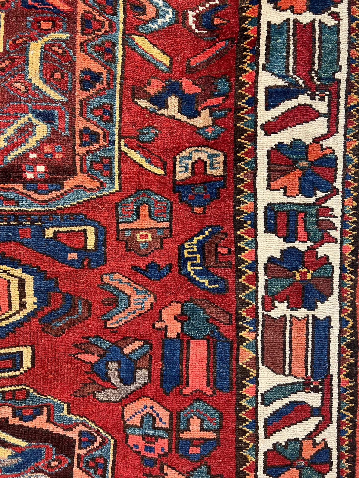 BAKHTIARI RUG