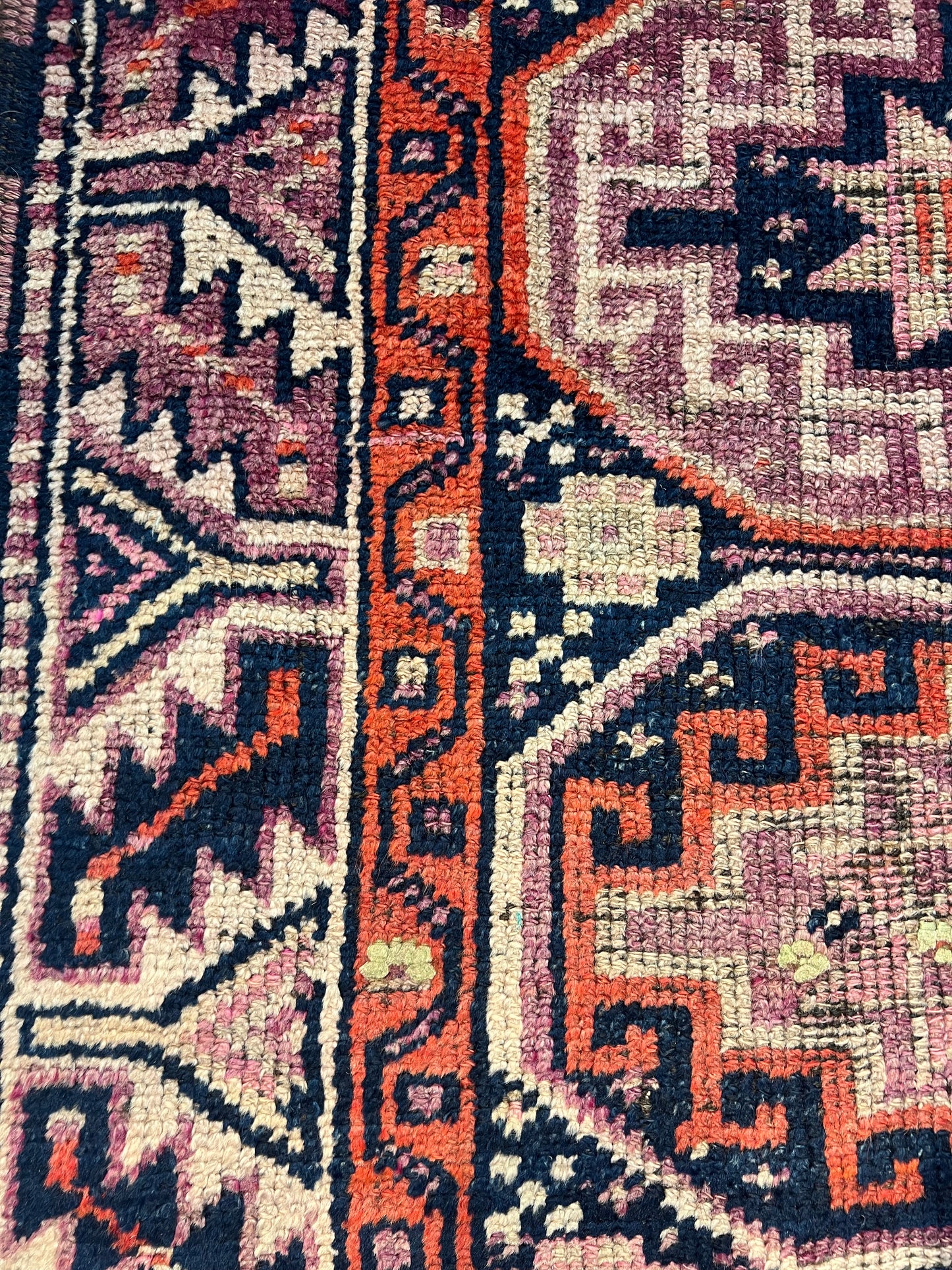 LORY RUG LORESTAN OLD