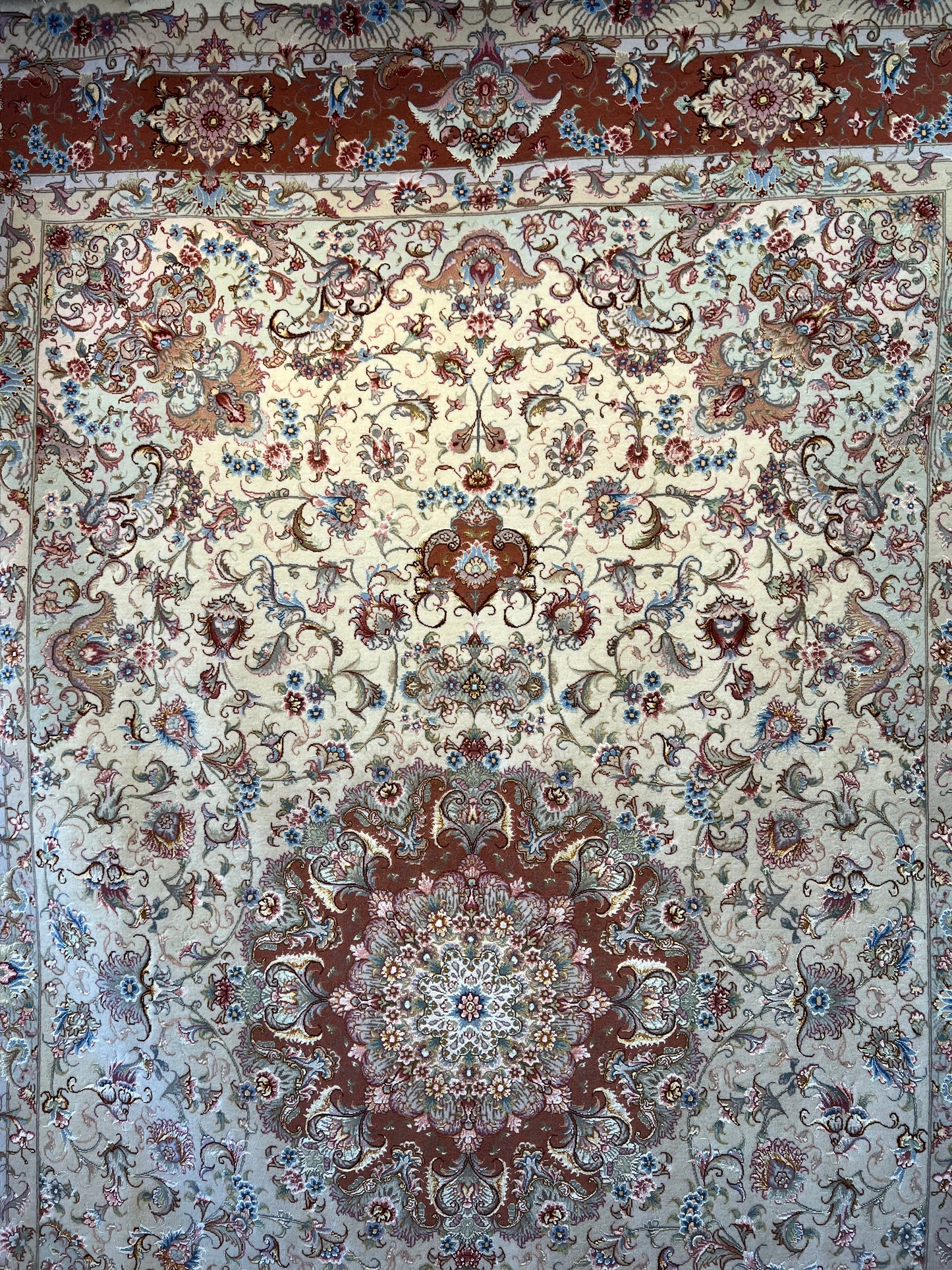 TABRIZ RUG  OLIA -FOUNDAATION SILK WITH 9 COLOURS OF SILK (60 RAJ)