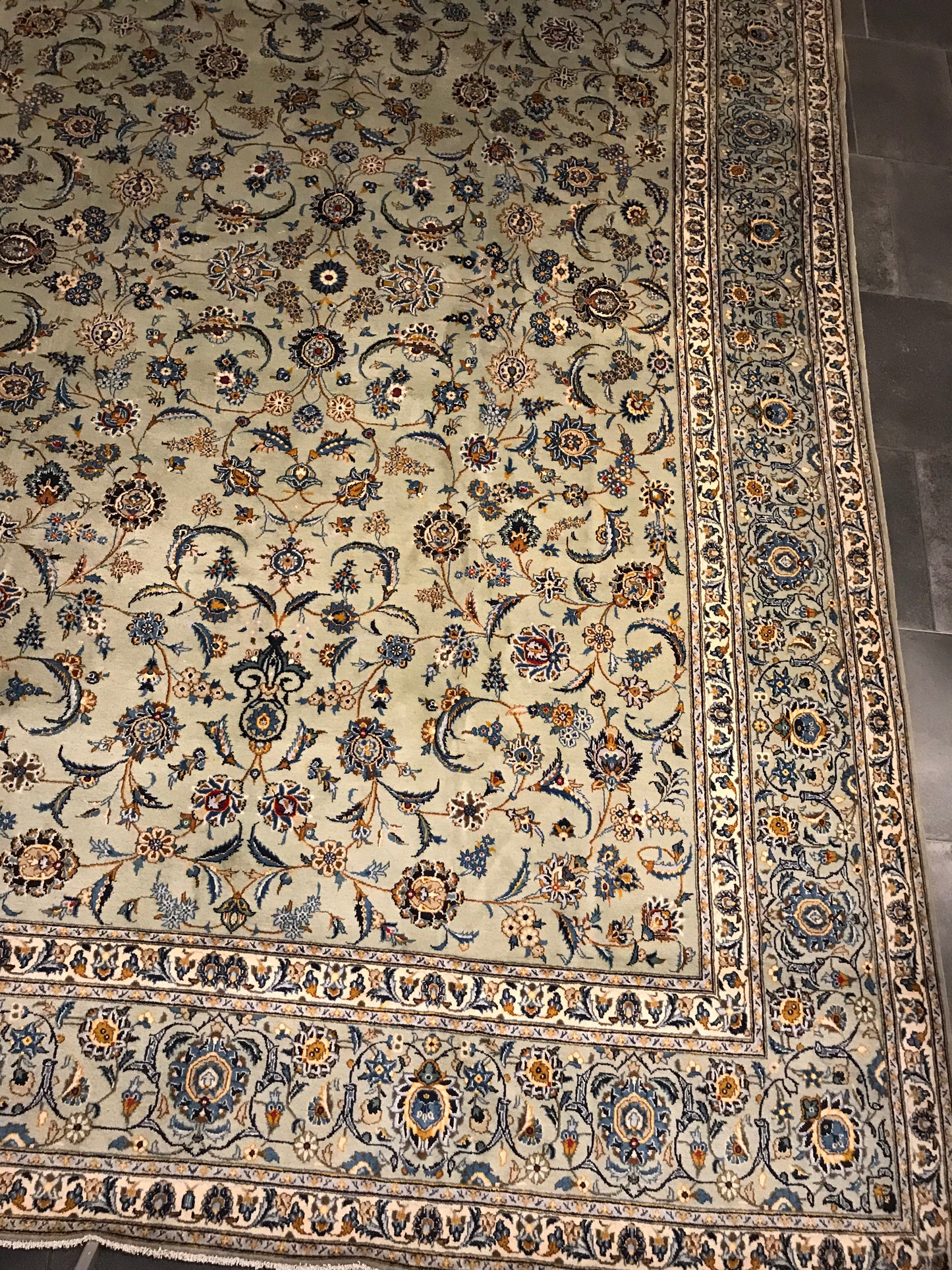 KASHAN RUG