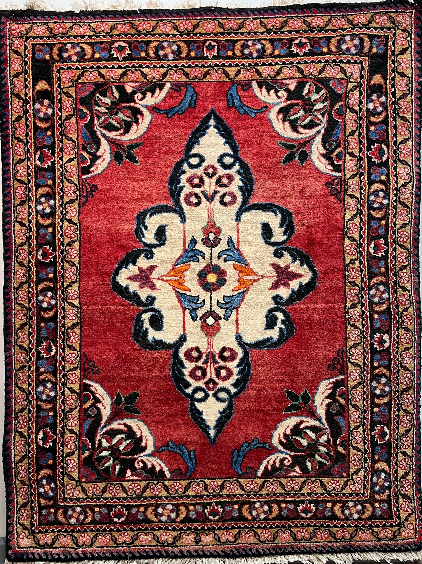 LILIAN RUG