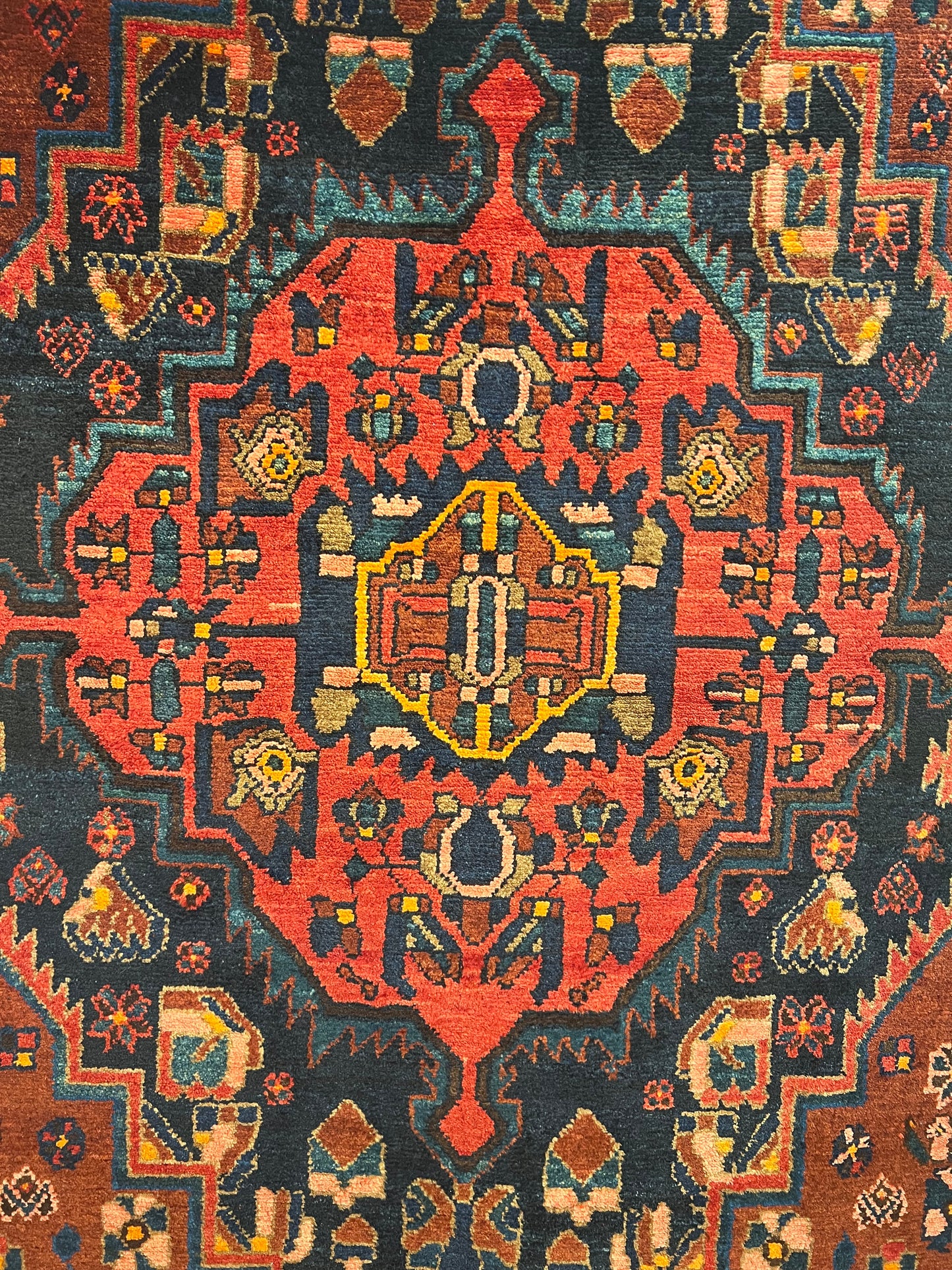 BOROJERD RUG