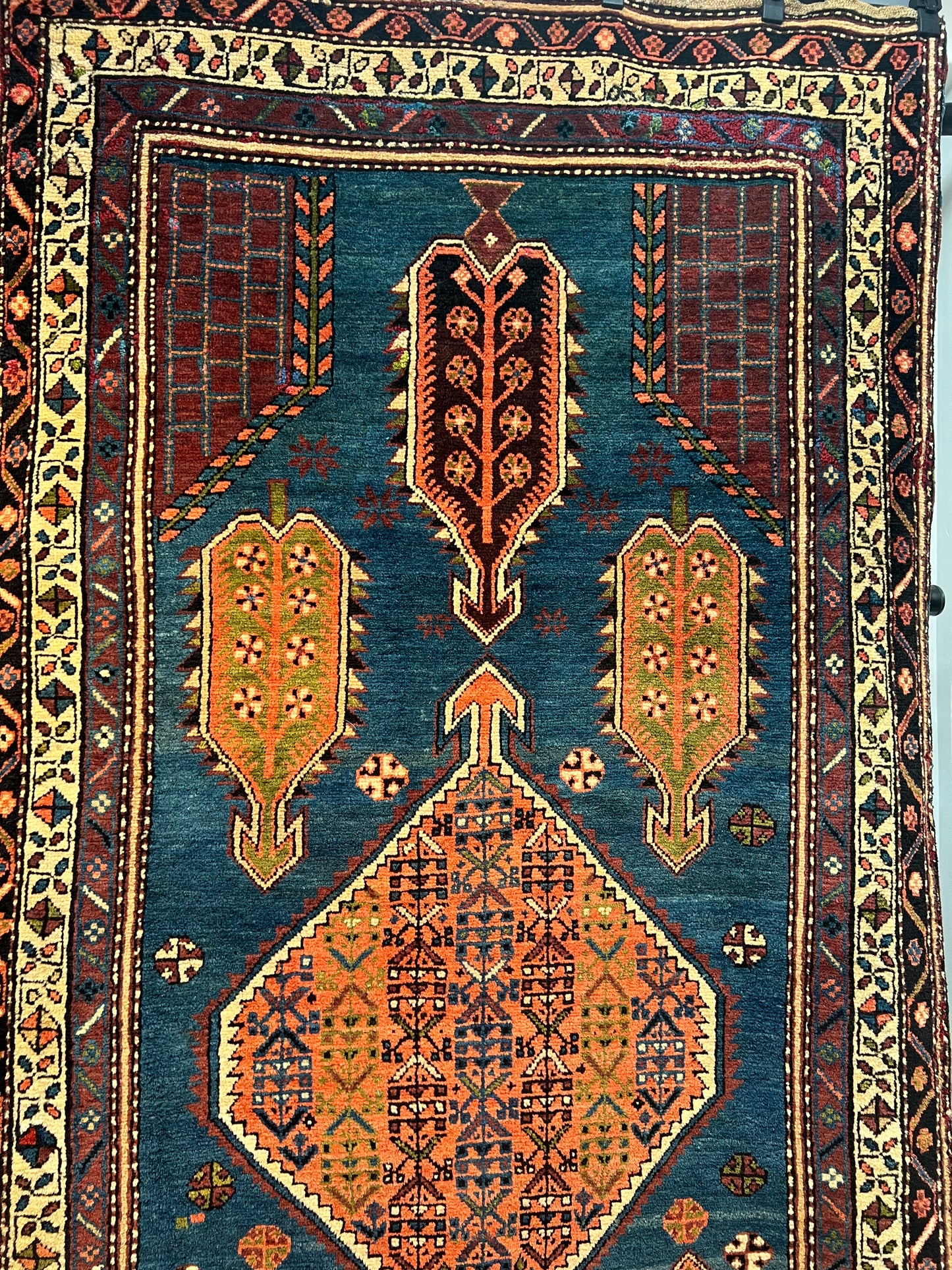 Antique kazak (Roos)