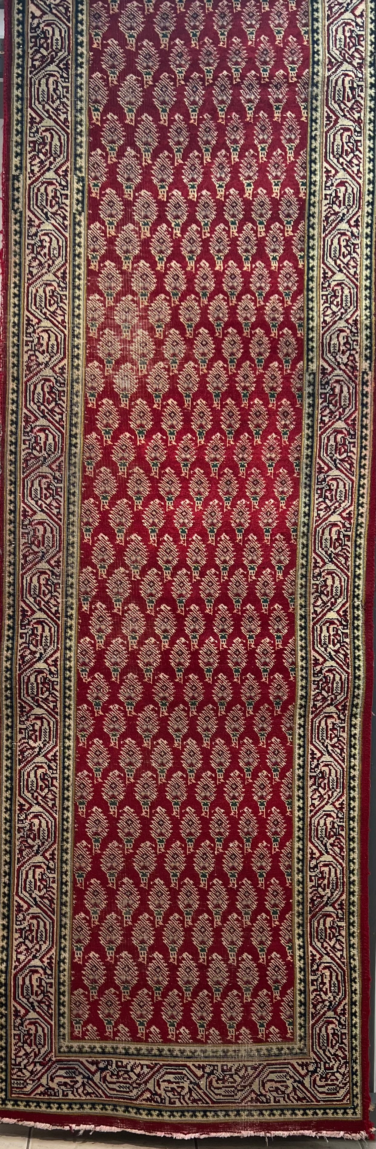 TABRIZ RUG