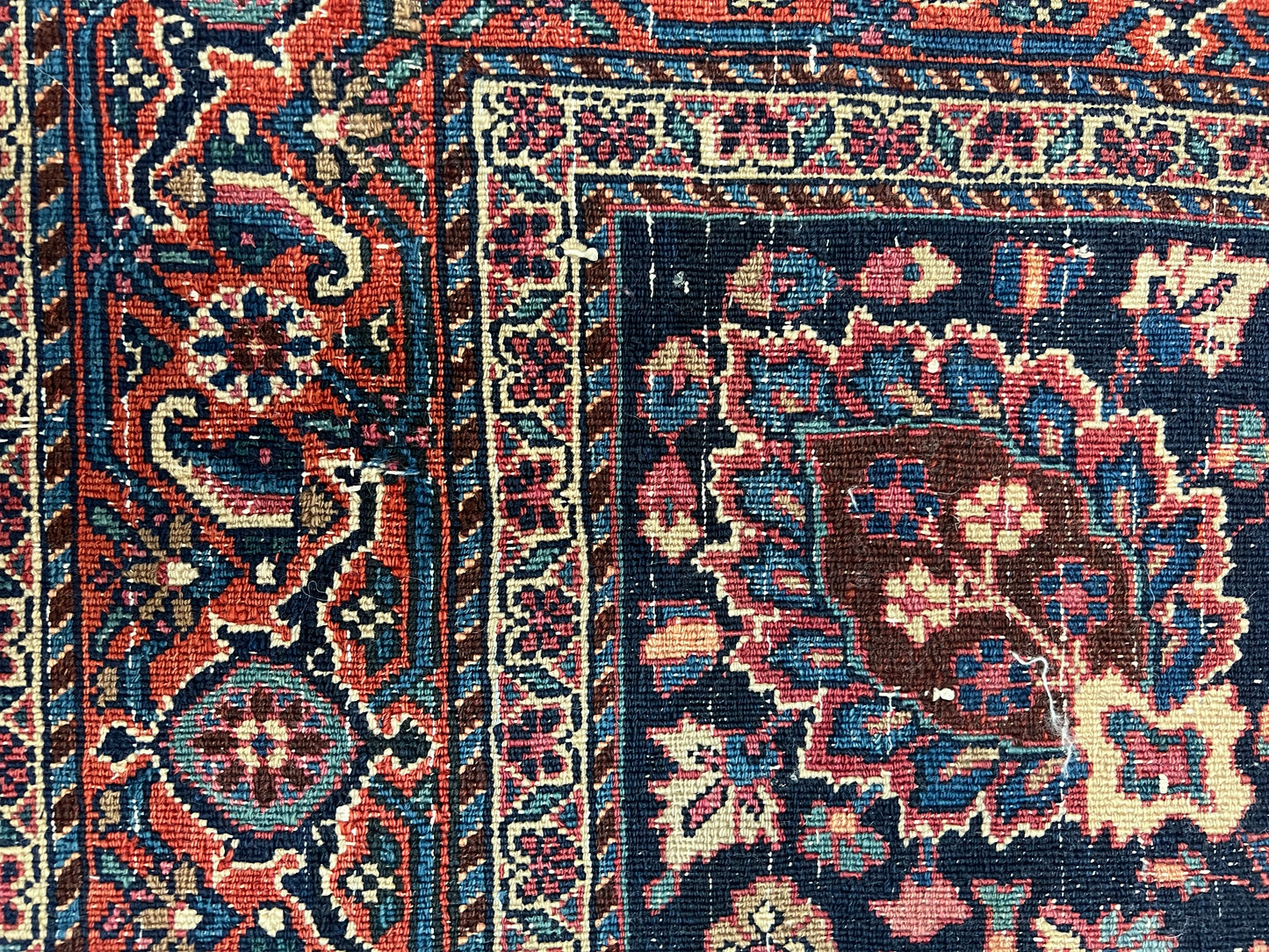 MASHAD RUG AMOOGHLI A RUG RESCUED FROM THE 2nd WORLD WAR IN WEST BERLIN (GERMANY) 111