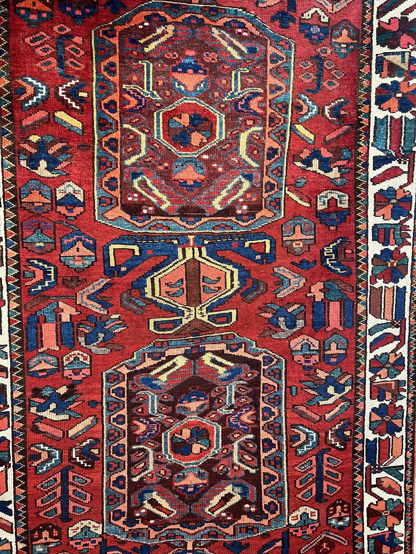 BAKHTIARI RUG