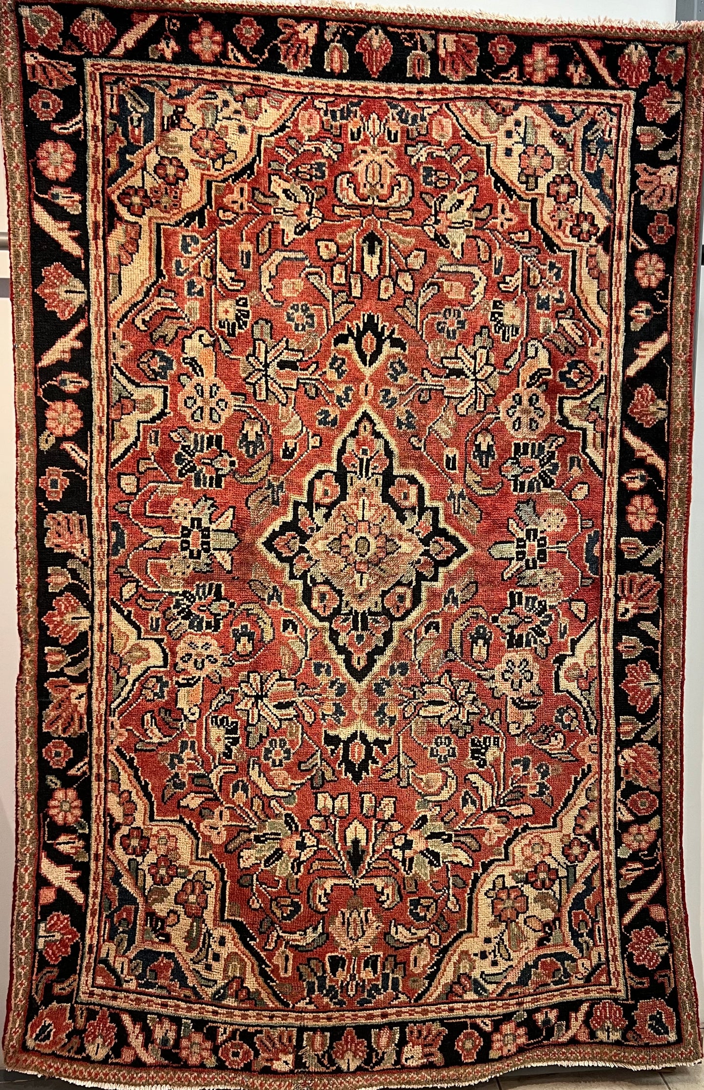 MAHAL MOSHG ABAD RUG