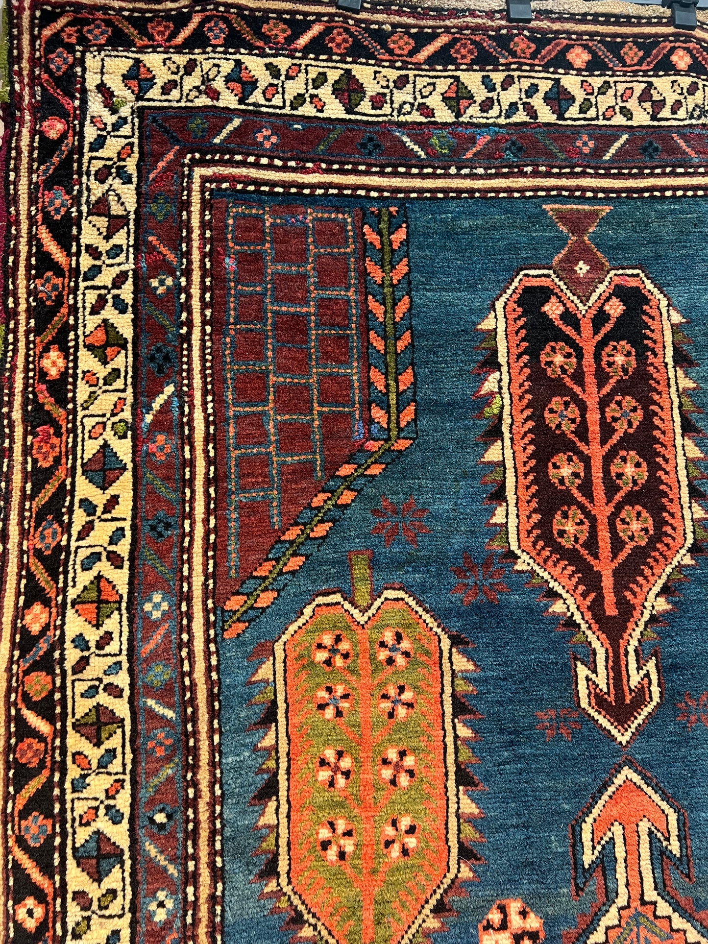 Antique kazak (Roos)