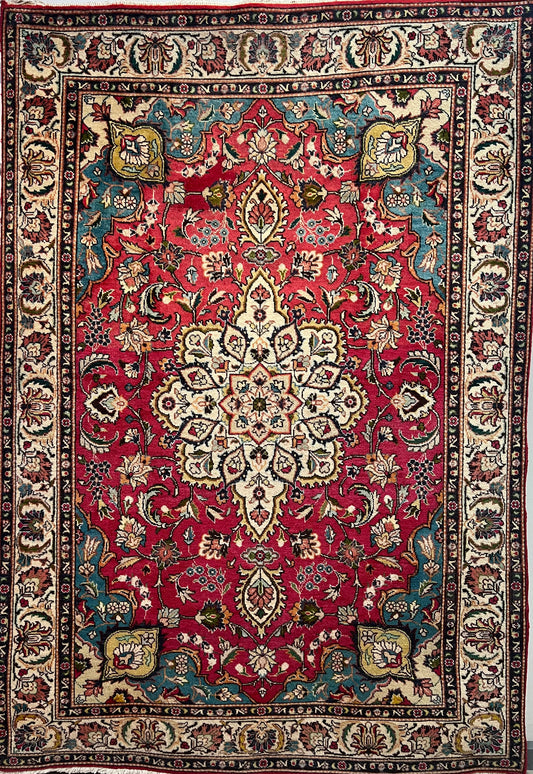 TABRIZ 40 RAJ MEDALLION