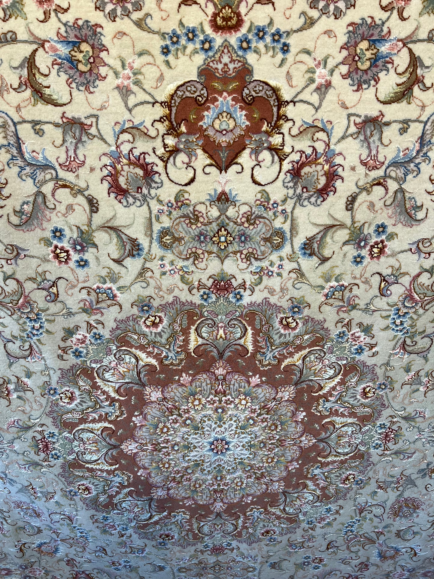 TABRIZ RUG  OLIA -FOUNDAATION SILK WITH 9 COLOURS OF SILK (60 RAJ)