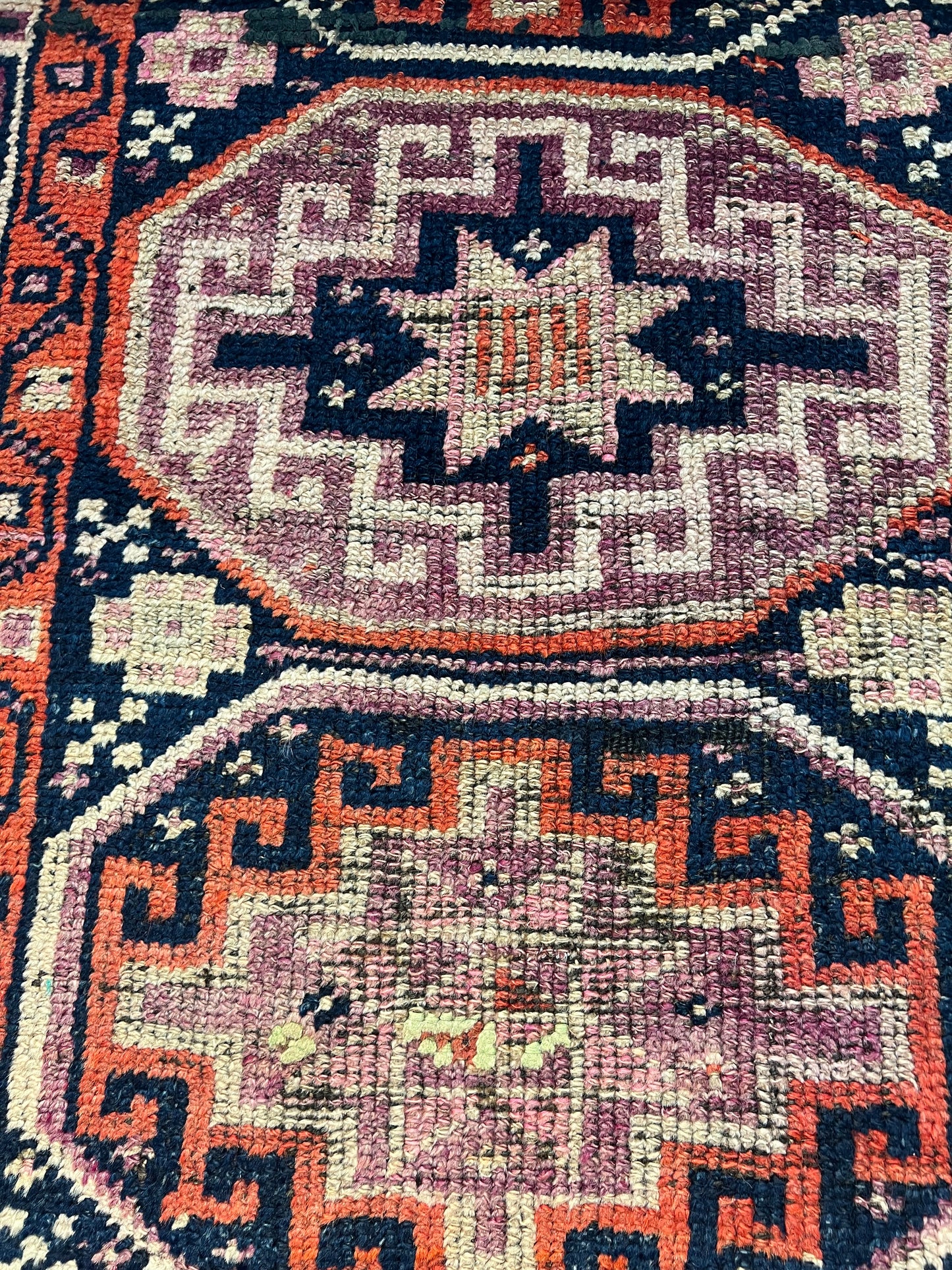 LORY RUG LORESTAN OLD