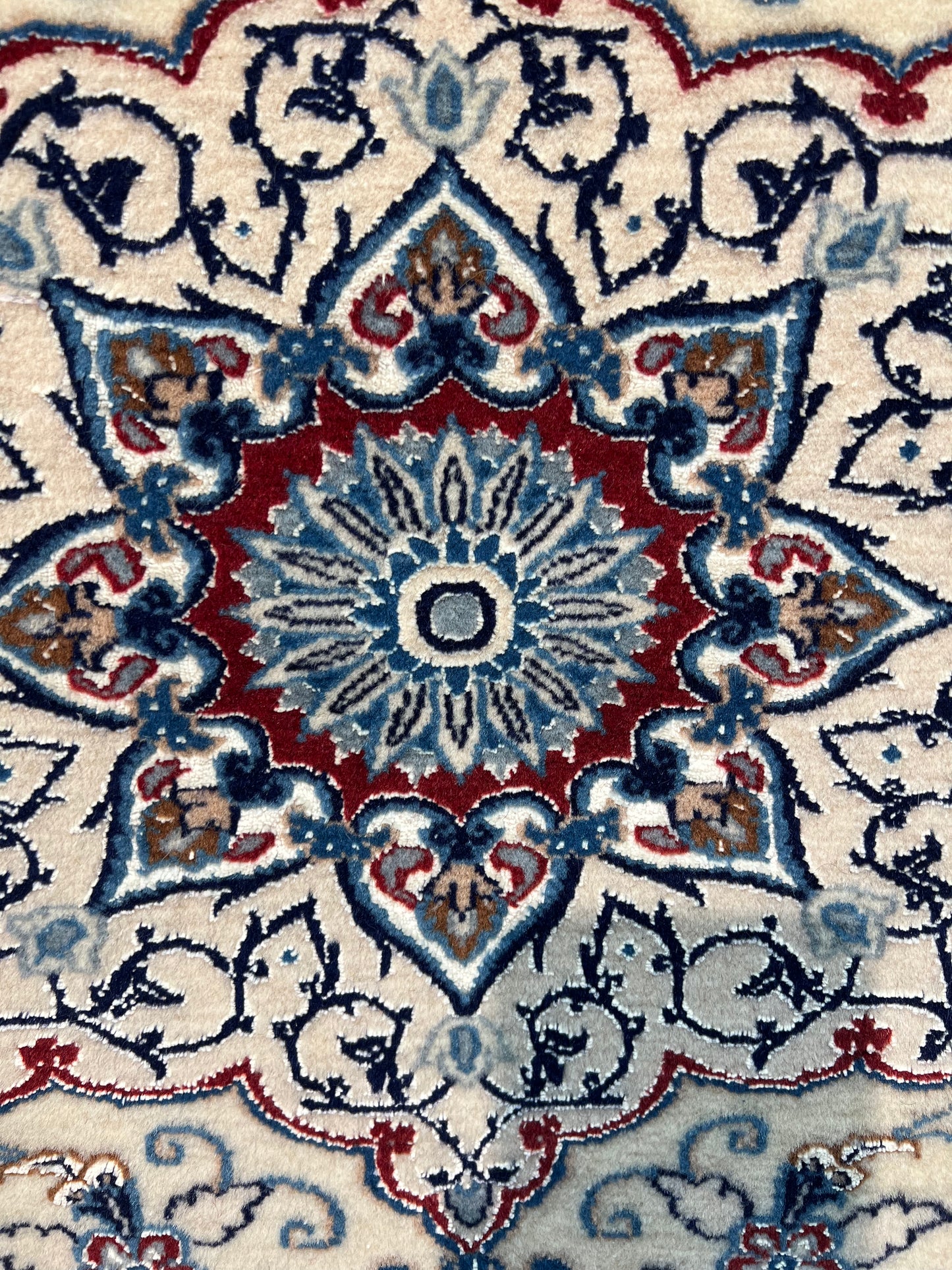 NAIN RUG