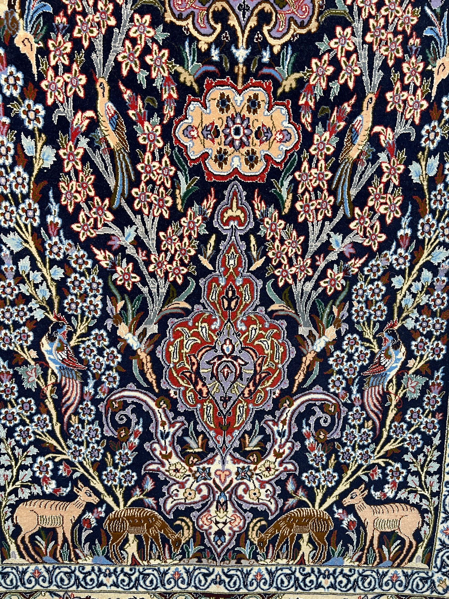 ESFEHAN RUG