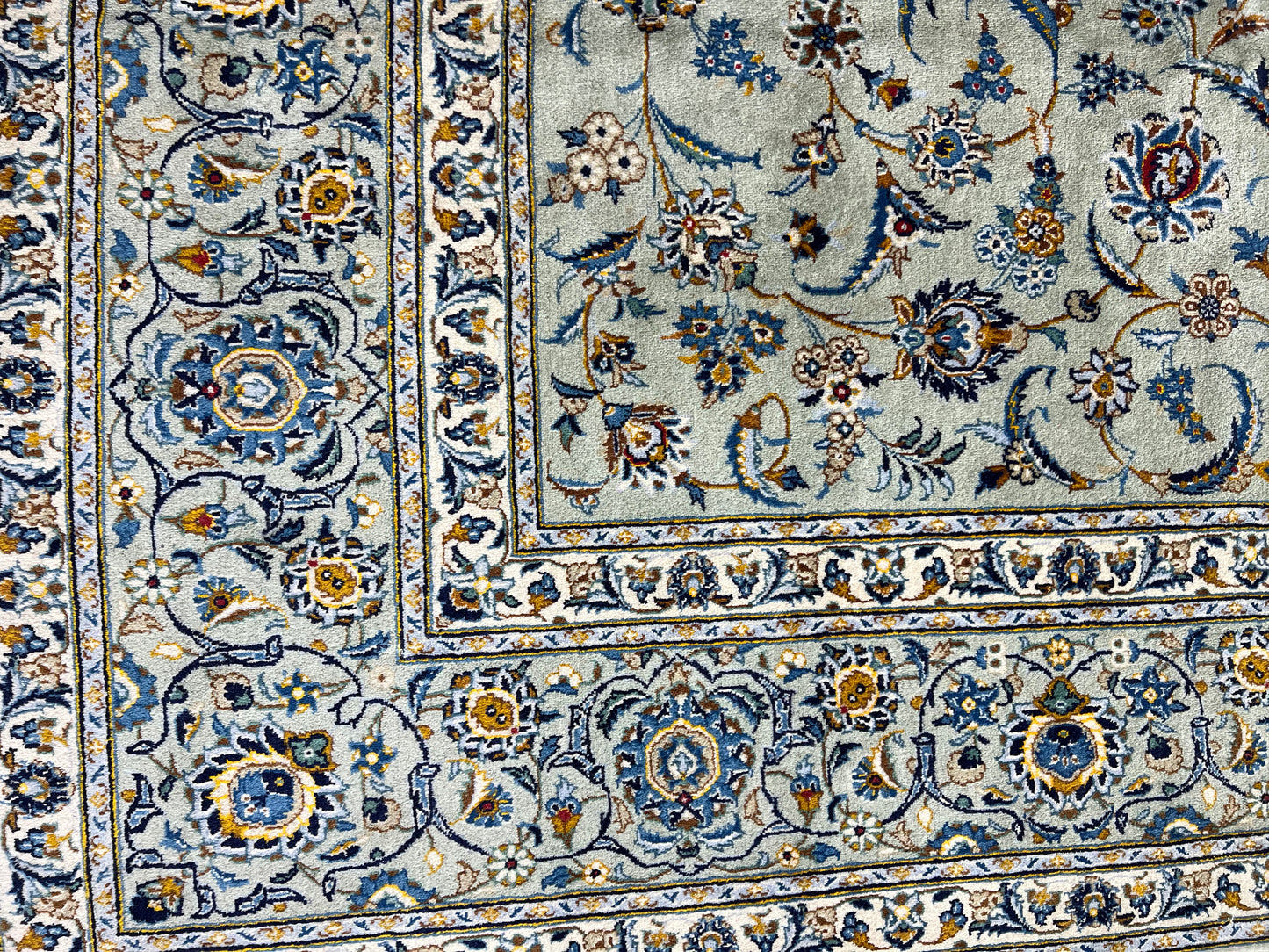 KASHAN RUG