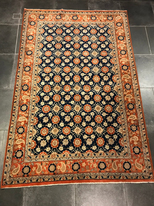 Varamin Persian Hand made Rug